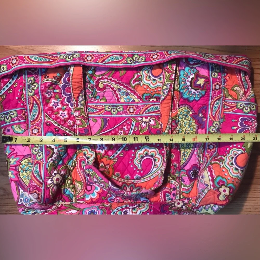 Vera Bradley Quilted Weekender Tote Bag Pink Paisley Floral L 14x20” Duffel Bag - Picture 7 of 11